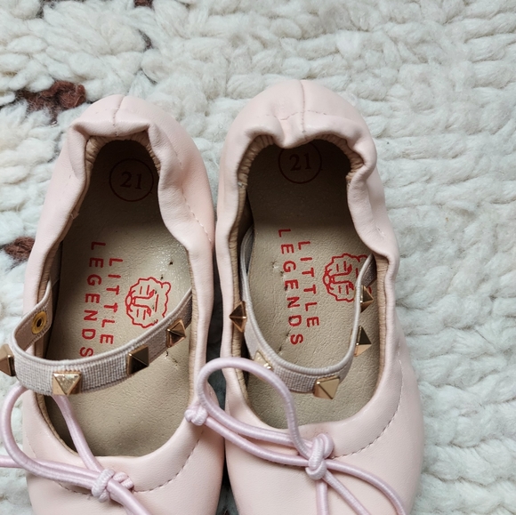 Little Legends baby girl flats - Picture 2 of 3